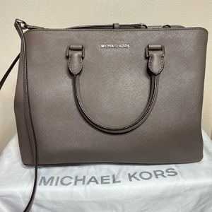 Michael Kors Crossbody Bag